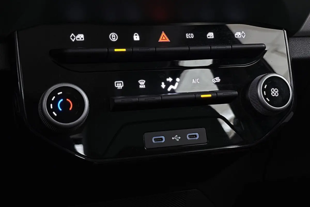 Extreme 65 26.8 kWh Camera Apple CarPlay Airco