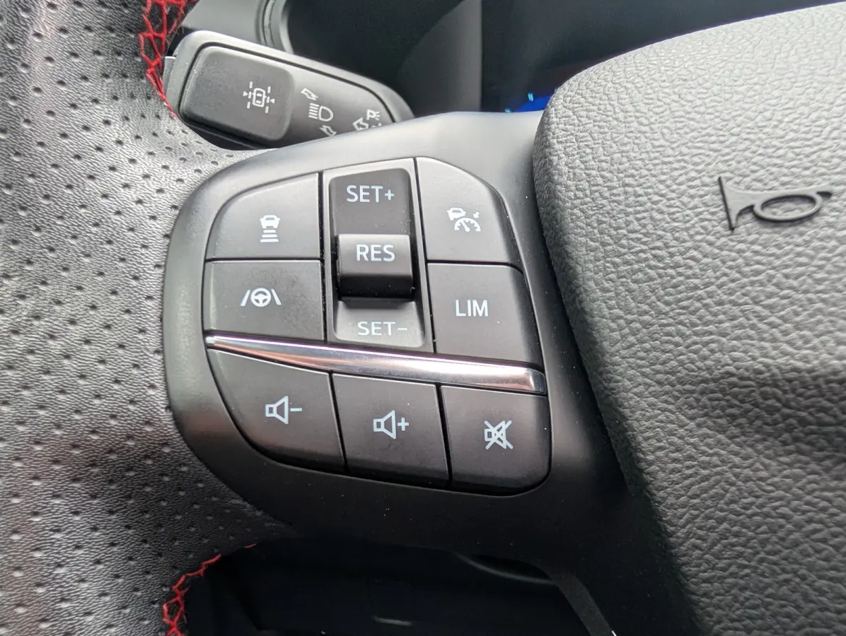 2.5 PHEV Vignale l Slecht 57dkM! l Afn. Trekhaak l Elektr. Stoel l Stoelverwarming l Pano Dak l Side Assist l Camera l