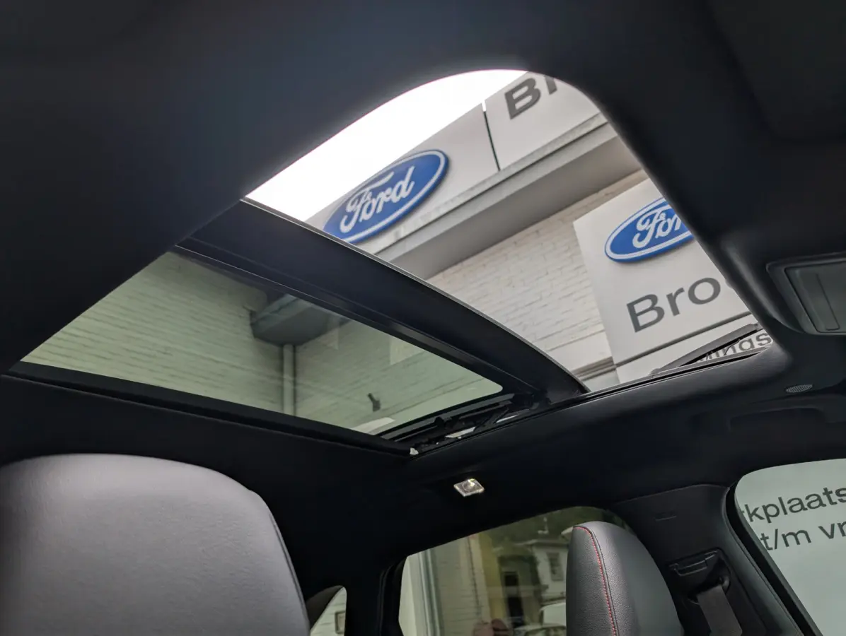 2.5 PHEV Vignale l Slecht 57dkM! l Afn. Trekhaak l Elektr. Stoel l Stoelverwarming l Pano Dak l Side Assist l Camera l