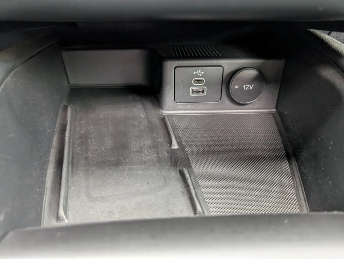 2.5 PHEV Vignale l Slecht 57dkM! l Afn. Trekhaak l Elektr. Stoel l Stoelverwarming l Pano Dak l Side Assist l Camera l