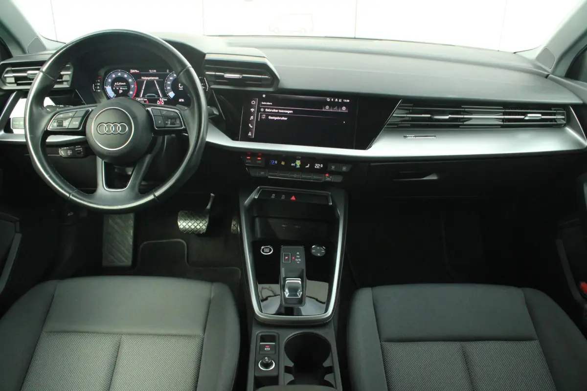 30 TFSI 110pk Pro Line | Apple Carplay/ Android Auto | Cruise Control (Adaptief FoD) | Lane Assist | 2-zone Airconditioning