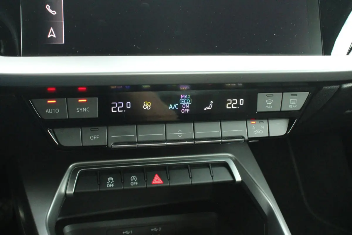 30 TFSI 110pk Pro Line | Apple Carplay/ Android Auto | Cruise Control (Adaptief FoD) | Lane Assist | 2-zone Airconditioning