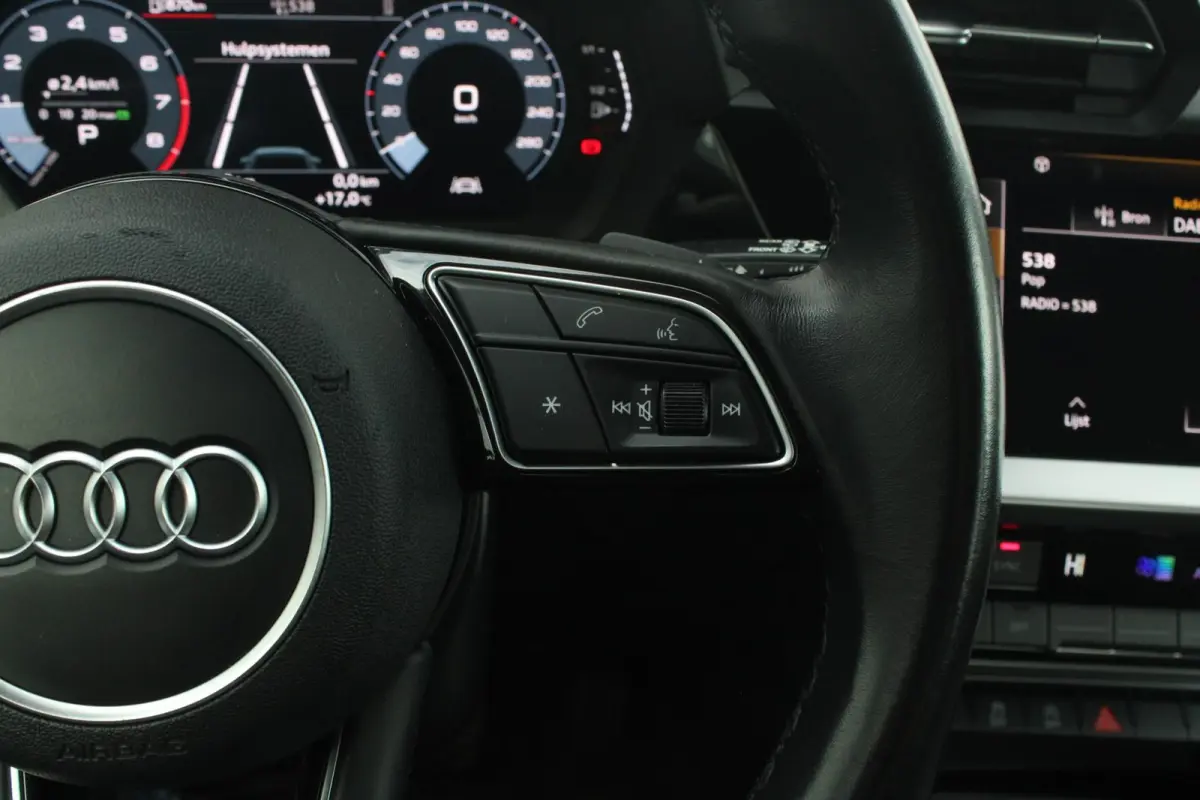 30 TFSI 110pk Pro Line | Apple Carplay/ Android Auto | Cruise Control (Adaptief FoD) | Lane Assist | 2-zone Airconditioning