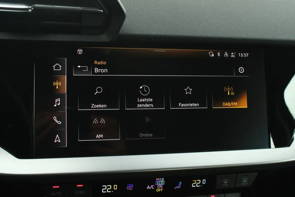 30 TFSI 110pk Pro Line | Apple Carplay/ Android Auto | Cruise Control (Adaptief FoD) | Lane Assist | 2-zone Airconditioning