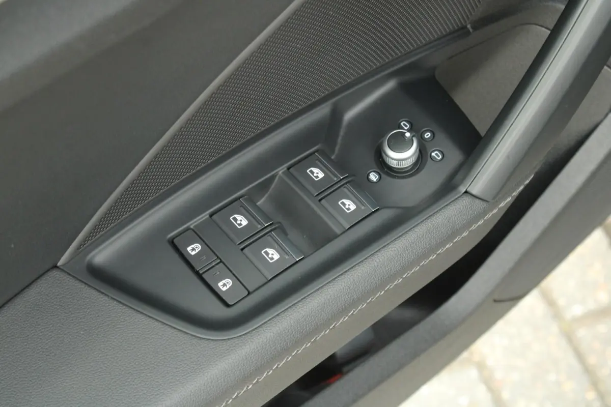30 TFSI 110pk Pro Line | Apple Carplay/ Android Auto | Cruise Control (Adaptief FoD) | Lane Assist | 2-zone Airconditioning
