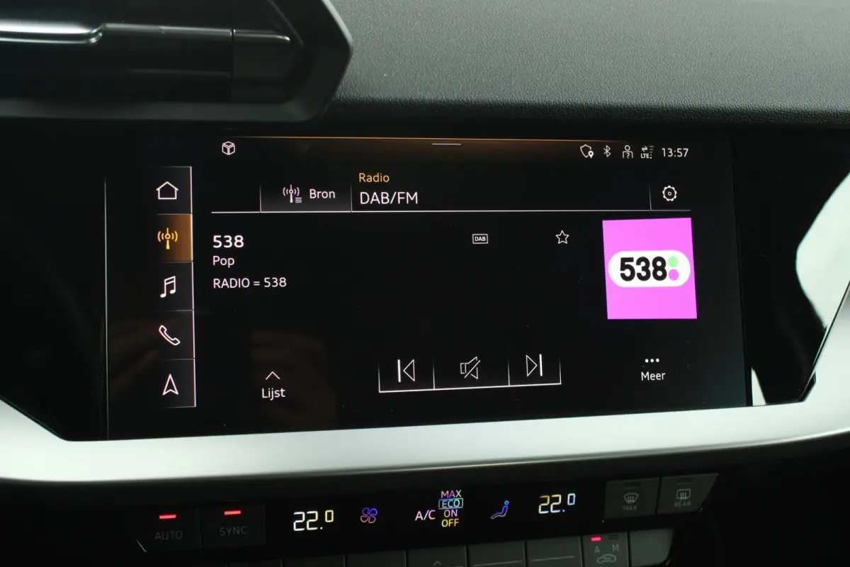 30 TFSI 110pk Pro Line | Apple Carplay/ Android Auto | Cruise Control (Adaptief FoD) | Lane Assist | 2-zone Airconditioning