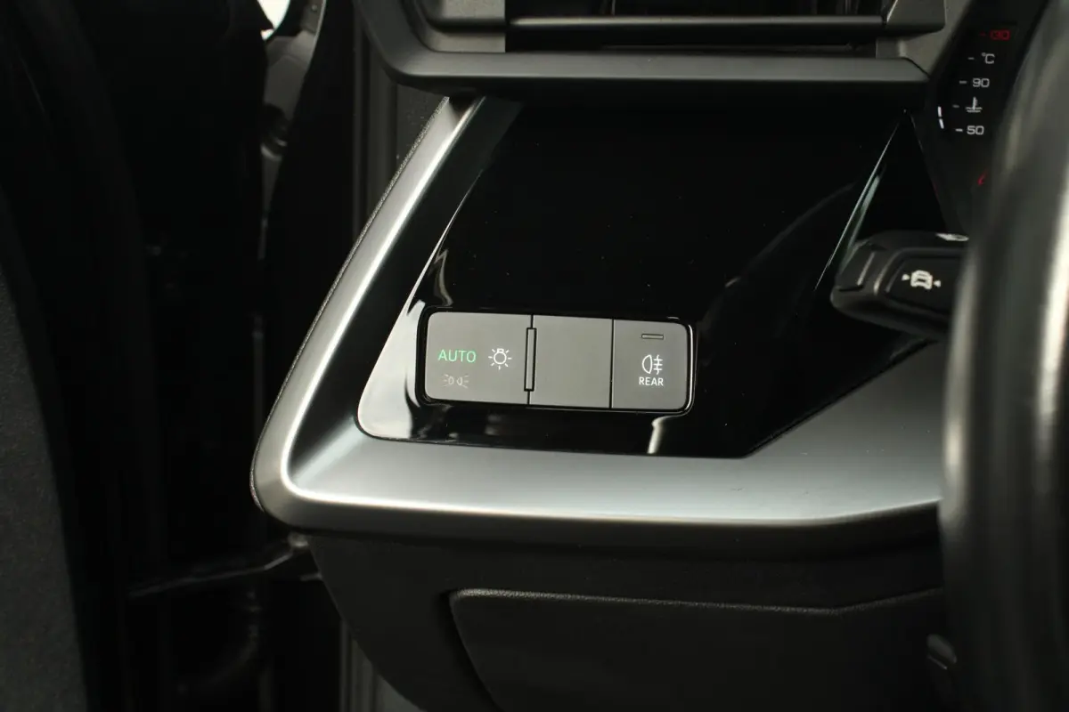 30 TFSI 110pk Pro Line | Apple Carplay/ Android Auto | Cruise Control (Adaptief FoD) | Lane Assist | 2-zone Airconditioning