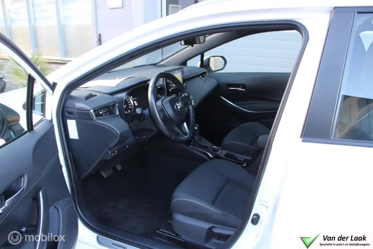 1.8 Hybrid Business | Trekhaak | 1e Eig NL Auto | Boekjes.