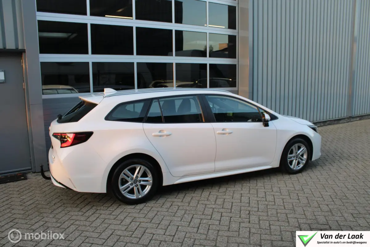 1.8 Hybrid Business | Trekhaak | 1e Eig NL Auto | Boekjes.