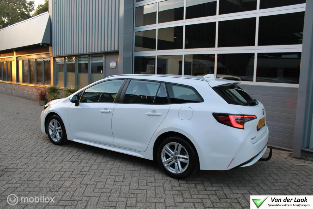 1.8 Hybrid Business | Trekhaak | 1e Eig NL Auto | Boekjes.