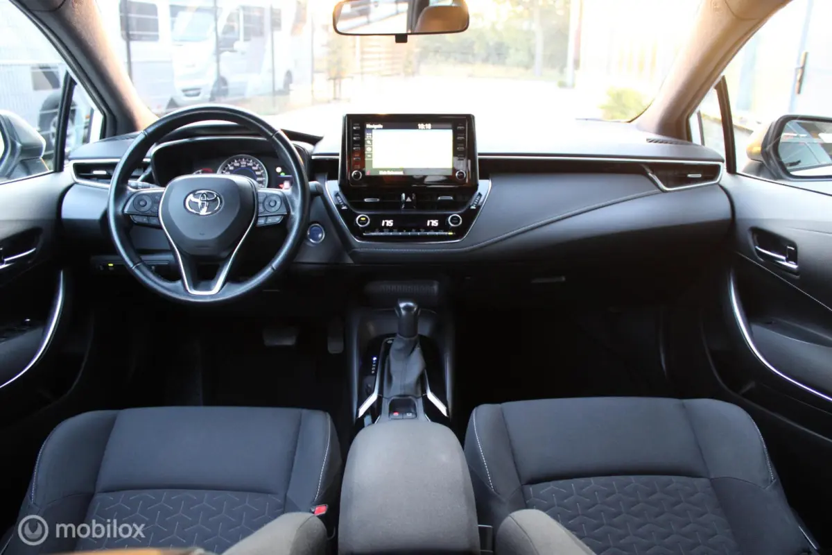 1.8 Hybrid Business | Trekhaak | 1e Eig NL Auto | Boekjes.