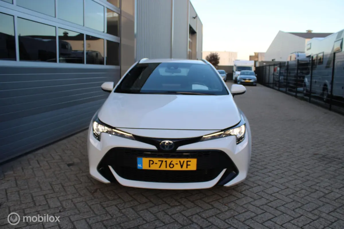 1.8 Hybrid Business | Trekhaak | 1e Eig NL Auto | Boekjes.