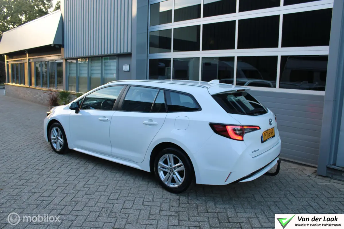 1.8 Hybrid Business | Trekhaak | 1e Eig NL Auto | Boekjes.