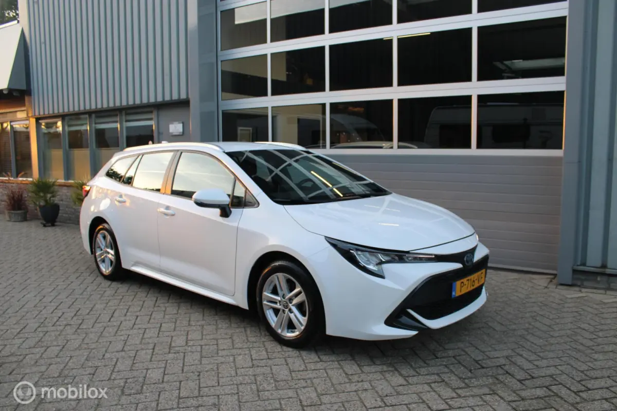1.8 Hybrid Business | Trekhaak | 1e Eig NL Auto | Boekjes.