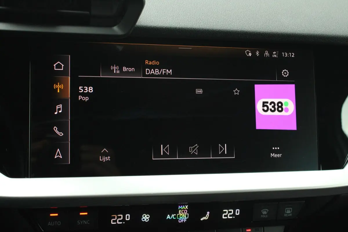 30 TFSI 110pk Business Edition | Apple Carplay/ Android Auto | Draadloze Telefoonlader