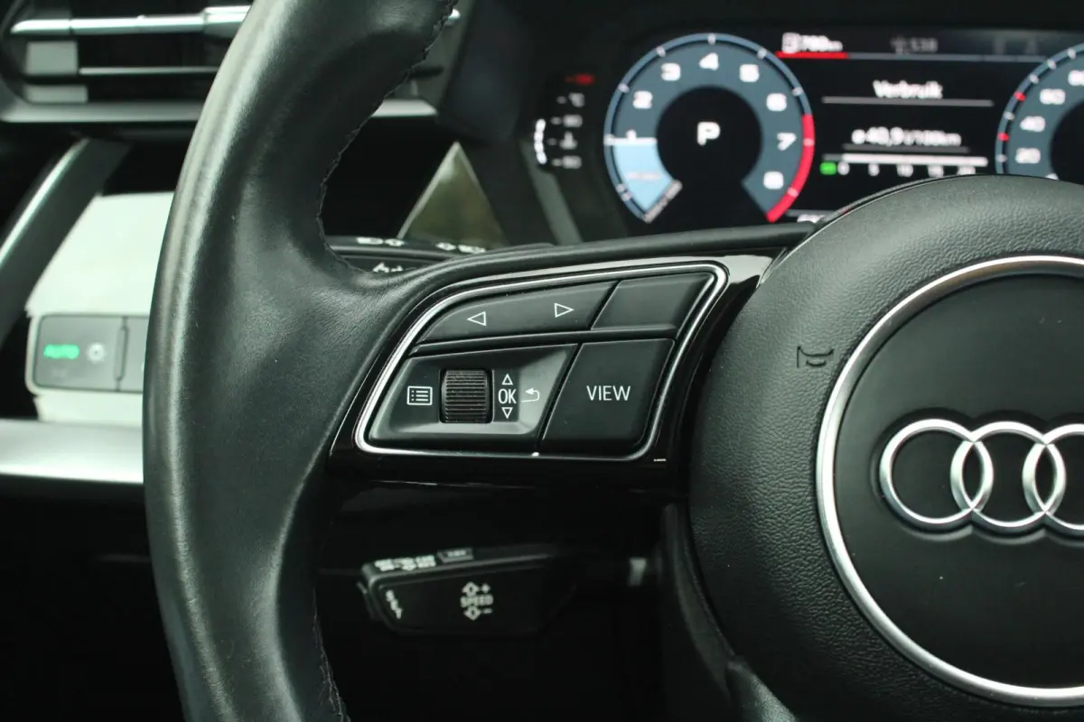 30 TFSI 110pk Business Edition | Apple Carplay/ Android Auto | Draadloze Telefoonlader