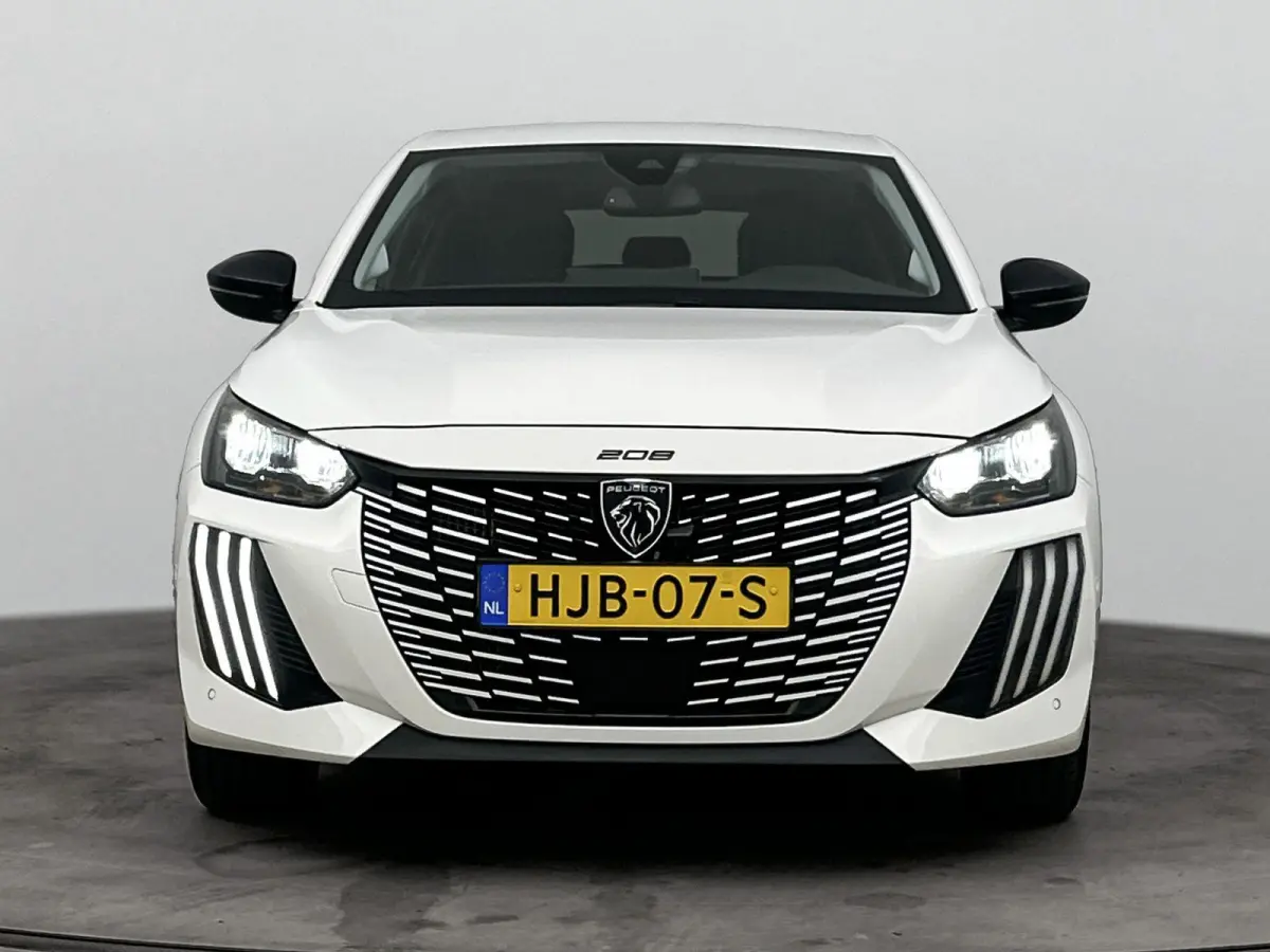 1.2 Hybrid 100 e-DCS6 Allure | 1ste eigenaar | Navigatie | Dodehoekdetectie | Camera | Lichtmetalen velgen |