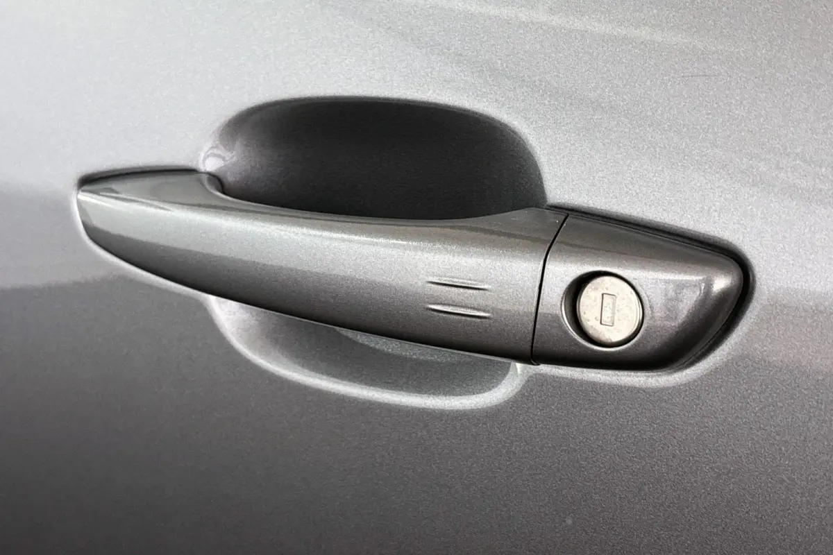 1.2 e-Hybrid Summit Stoelverwarming Keyless JBL Camera Apple CarPlay