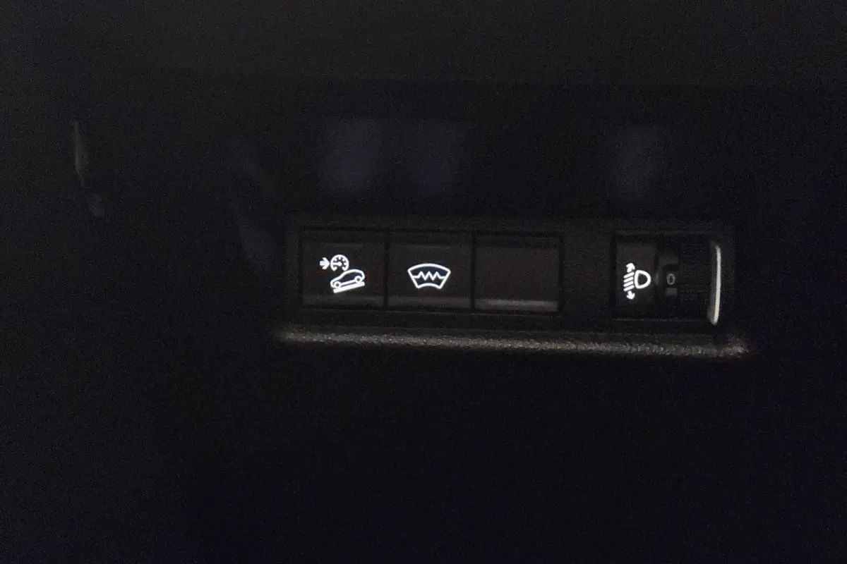1.2 e-Hybrid Summit Stoelverwarming Keyless JBL Camera Apple CarPlay
