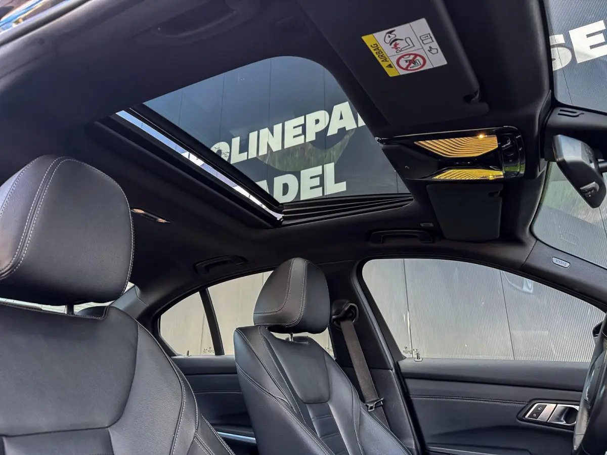 320i High Executive ✅ Schuifdak ✅ Leder ✅ Camera