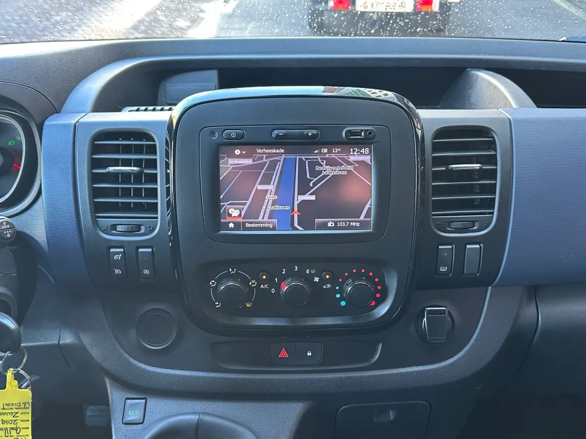 1.6 CDTI L2H1 Business+ EcoFlex Navi Airco Camera PDC