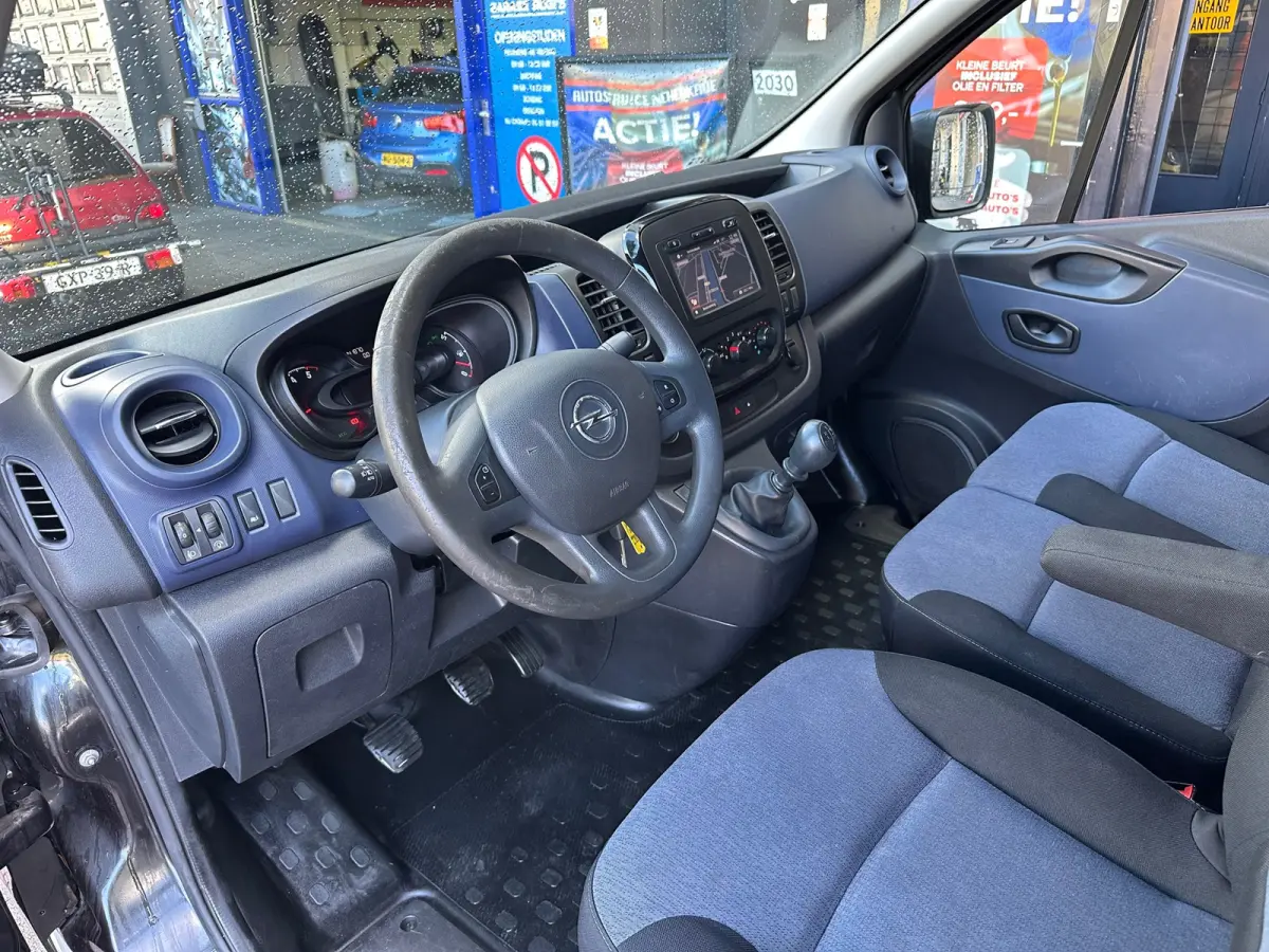 1.6 CDTI L2H1 Business+ EcoFlex Navi Airco Camera PDC