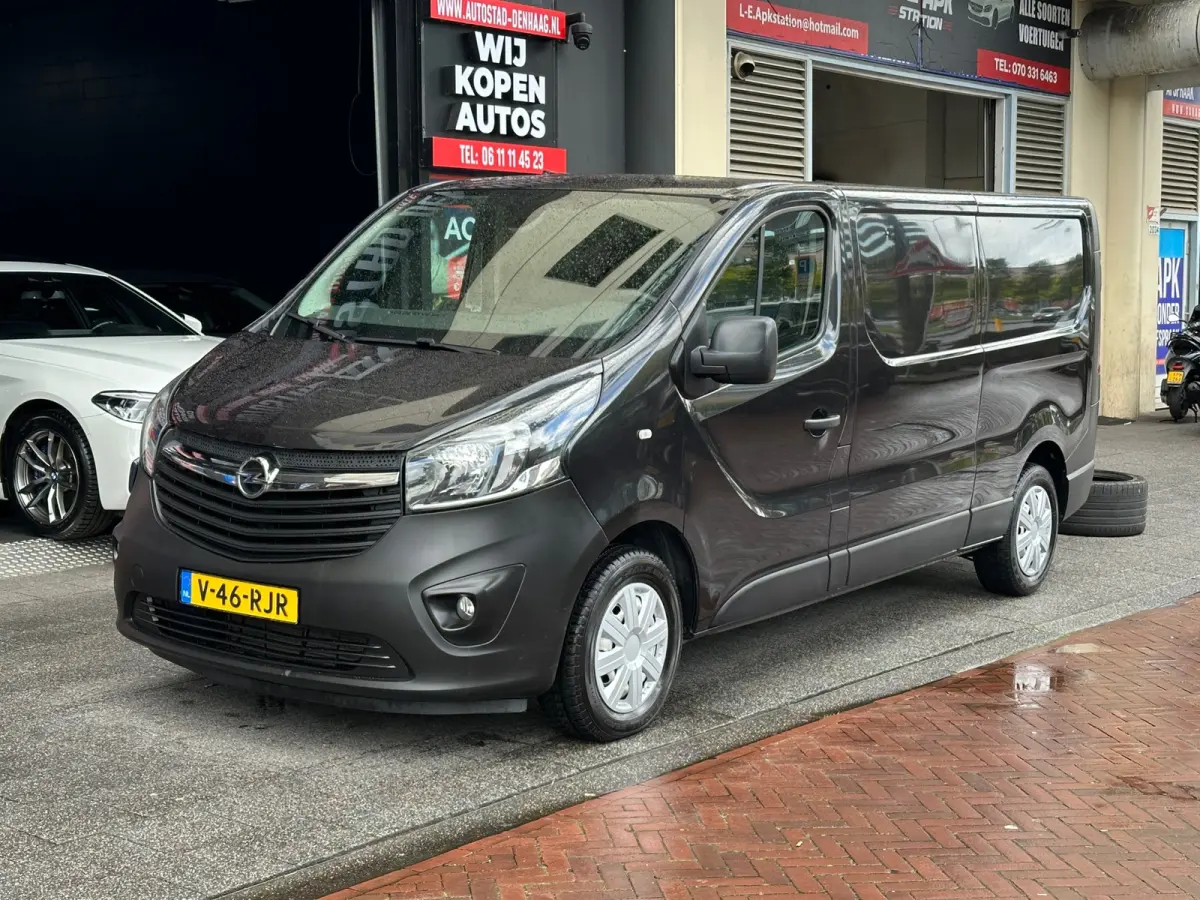 1.6 CDTI L2H1 Business+ EcoFlex Navi Airco Camera PDC