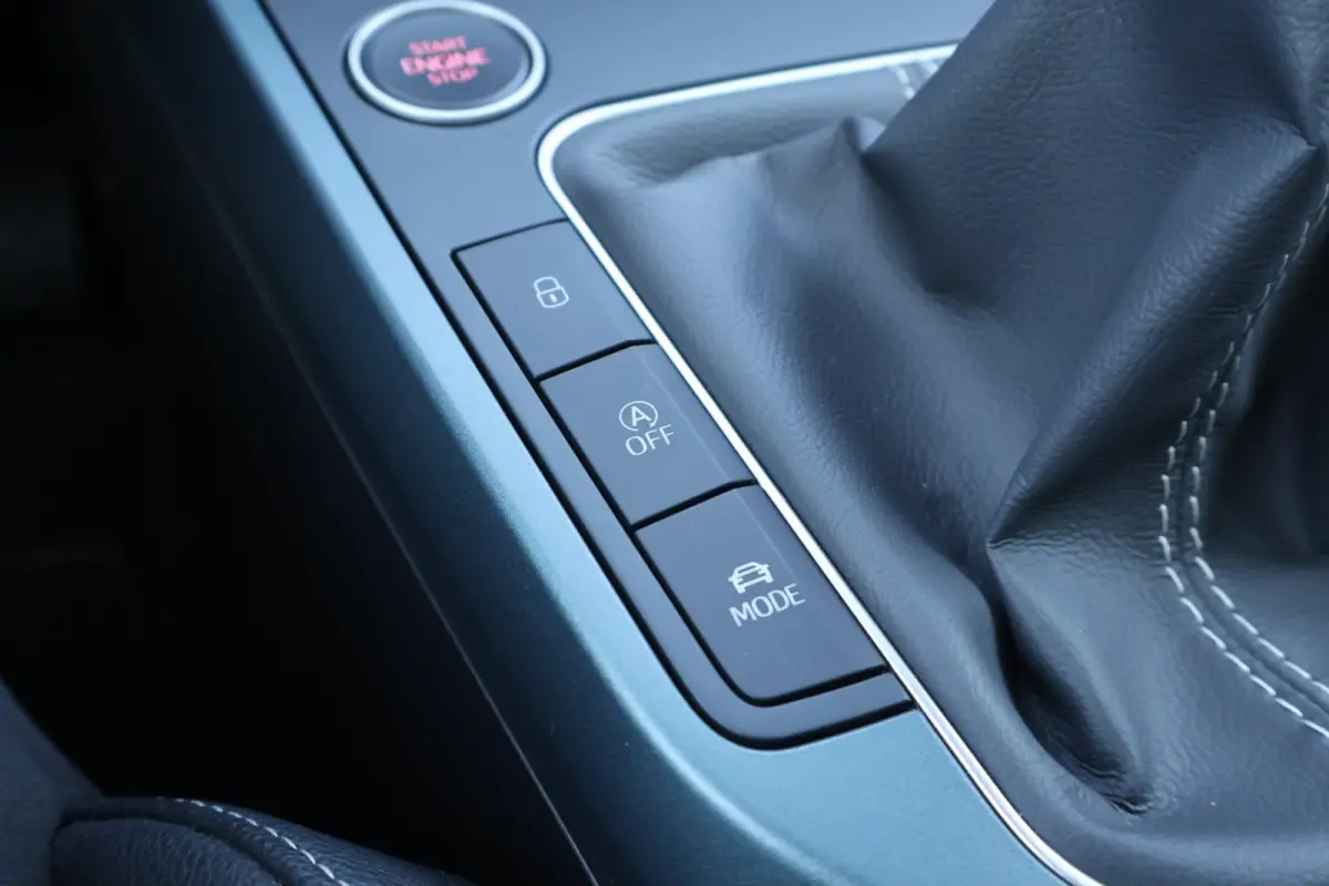 1.0 TSI 95pk Xperience Connect | Camera | PDC | Carplay | Stoelverwarming | Adaptive Cruise