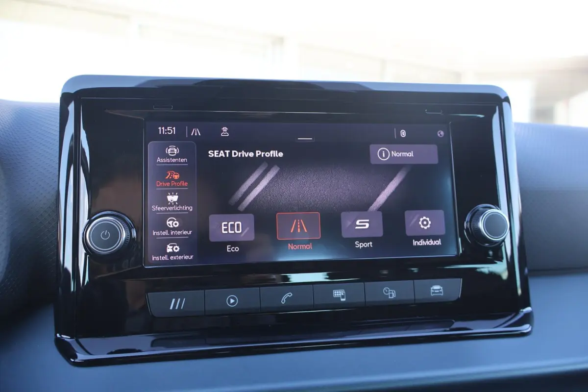 1.0 TSI 95pk Xperience Connect | Camera | PDC | Carplay | Stoelverwarming | Adaptive Cruise