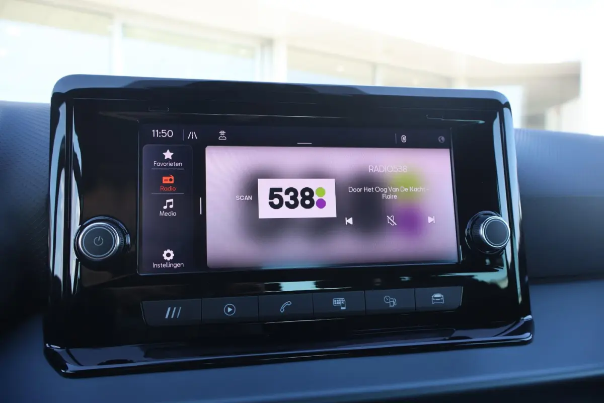1.0 TSI 95pk Xperience Connect | Camera | PDC | Carplay | Stoelverwarming | Adaptive Cruise