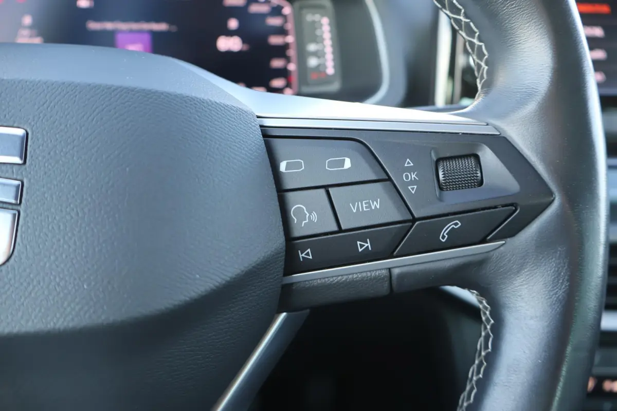 1.0 TSI 95pk Xperience Connect | Camera | PDC | Carplay | Stoelverwarming | Adaptive Cruise