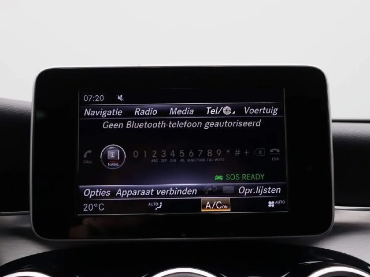 180 Premium | LED | Trekhaak | Camera | Apple CarPlay/Android Auto | Stoelverwarming | Dodehoekdetectie | Dealeronderhouden