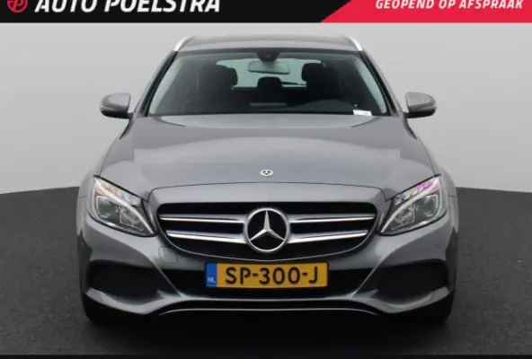 180 Premium | LED | Trekhaak | Camera | Apple CarPlay/Android Auto | Stoelverwarming | Dodehoekdetectie | Dealeronderhouden