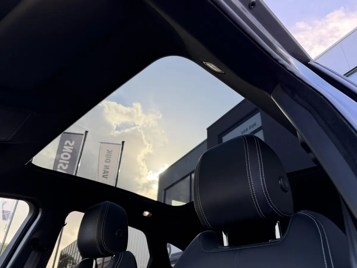 2.0 P200 AWD R-Dynamic HSE | Adapt.Cruise/Camera/Navi/Pano/20"/Ruit&Stoelverw.