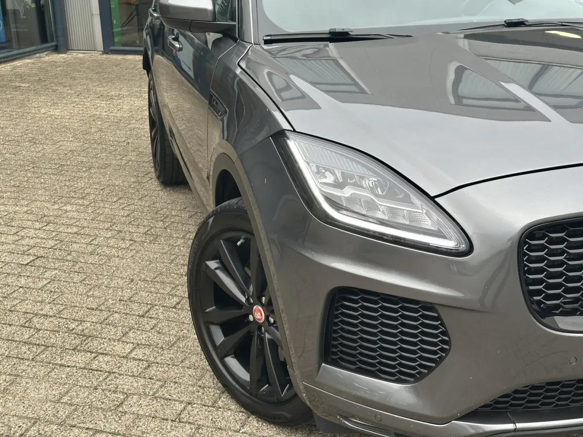 2.0 P200 AWD R-Dynamic HSE | Adapt.Cruise/Camera/Navi/Pano/20"/Ruit&Stoelverw.