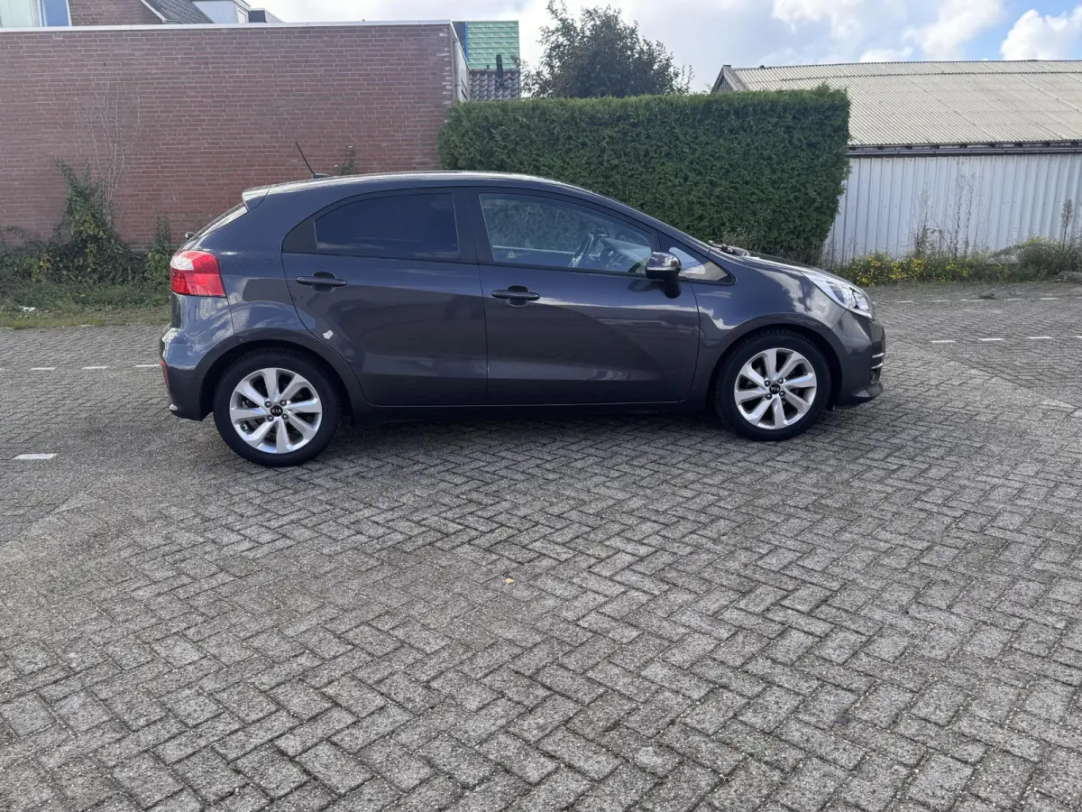 1.2 CVVT ComfortLine / Garantie / Camera / Airco /