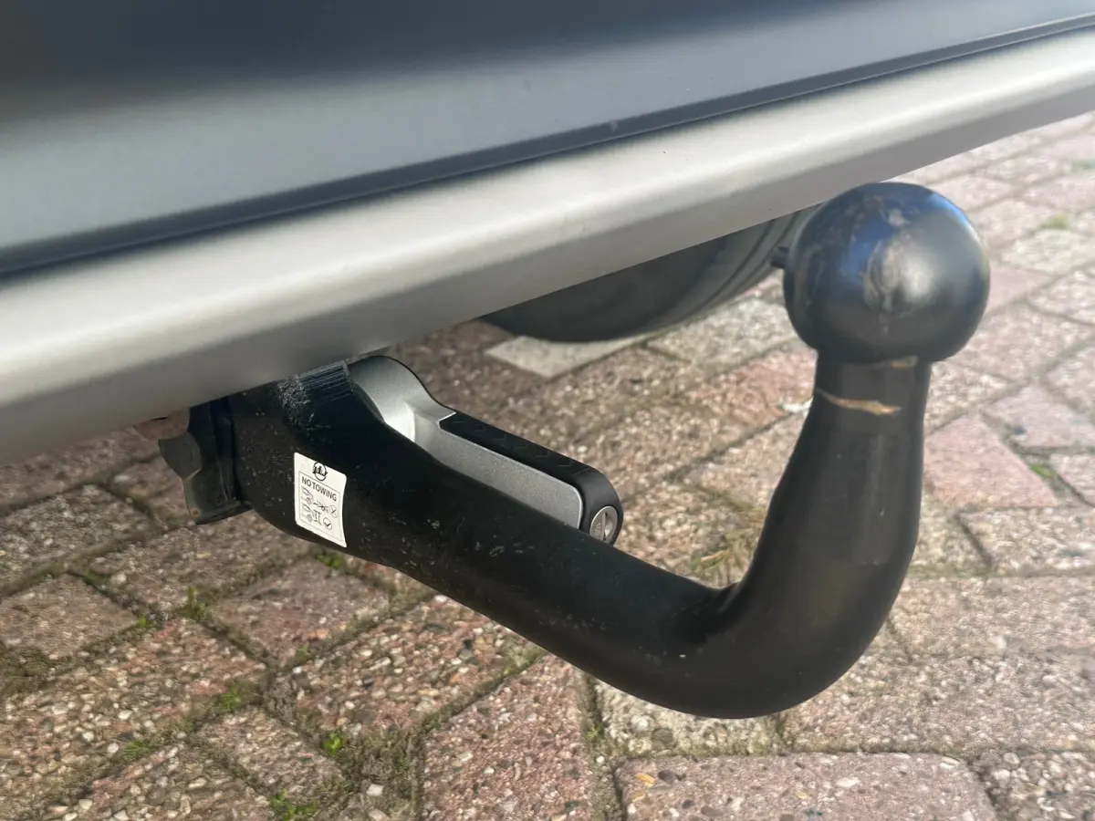 EV Limited SKY PREMIUM 64 kWh PANO SOH 100% WARMTEPOMP