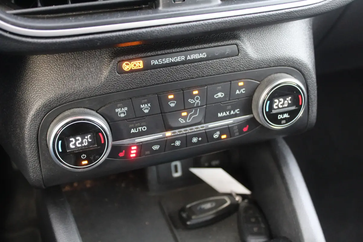 1.0 EcoBoost Trend Edition Business//Stoel+Stuurverwarming//Camera!!