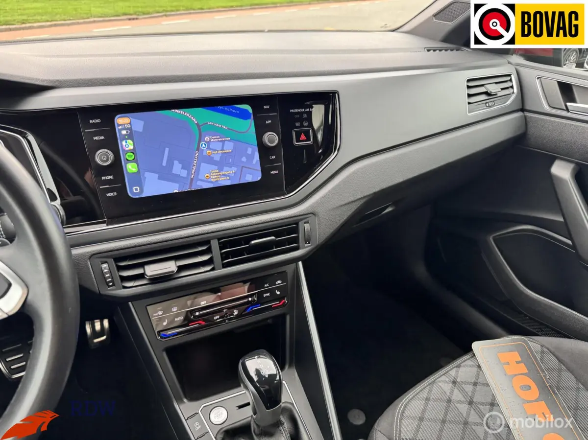 1.5 TSI R-Line IQ-LIGHT/KEYLESS/CARPLAY
