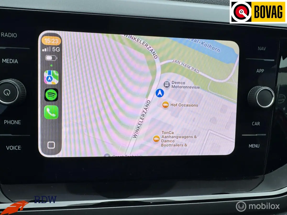 1.5 TSI R-Line IQ-LIGHT/KEYLESS/CARPLAY