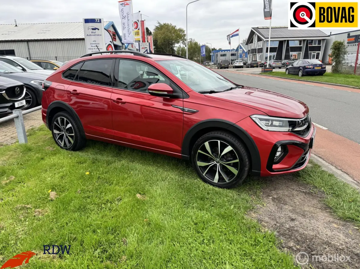 1.5 TSI R-Line IQ-LIGHT/KEYLESS/CARPLAY