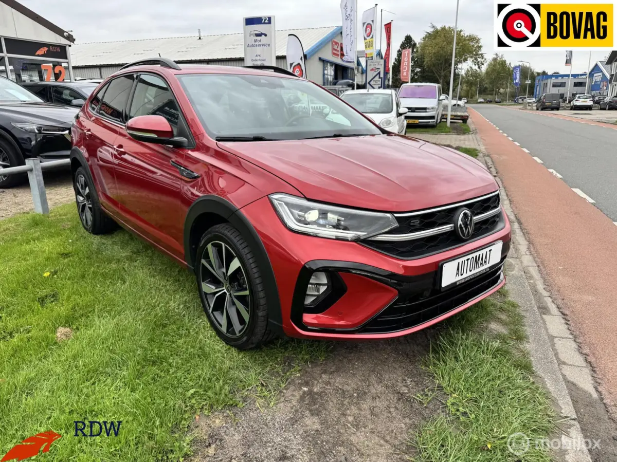 1.5 TSI R-Line IQ-LIGHT/KEYLESS/CARPLAY