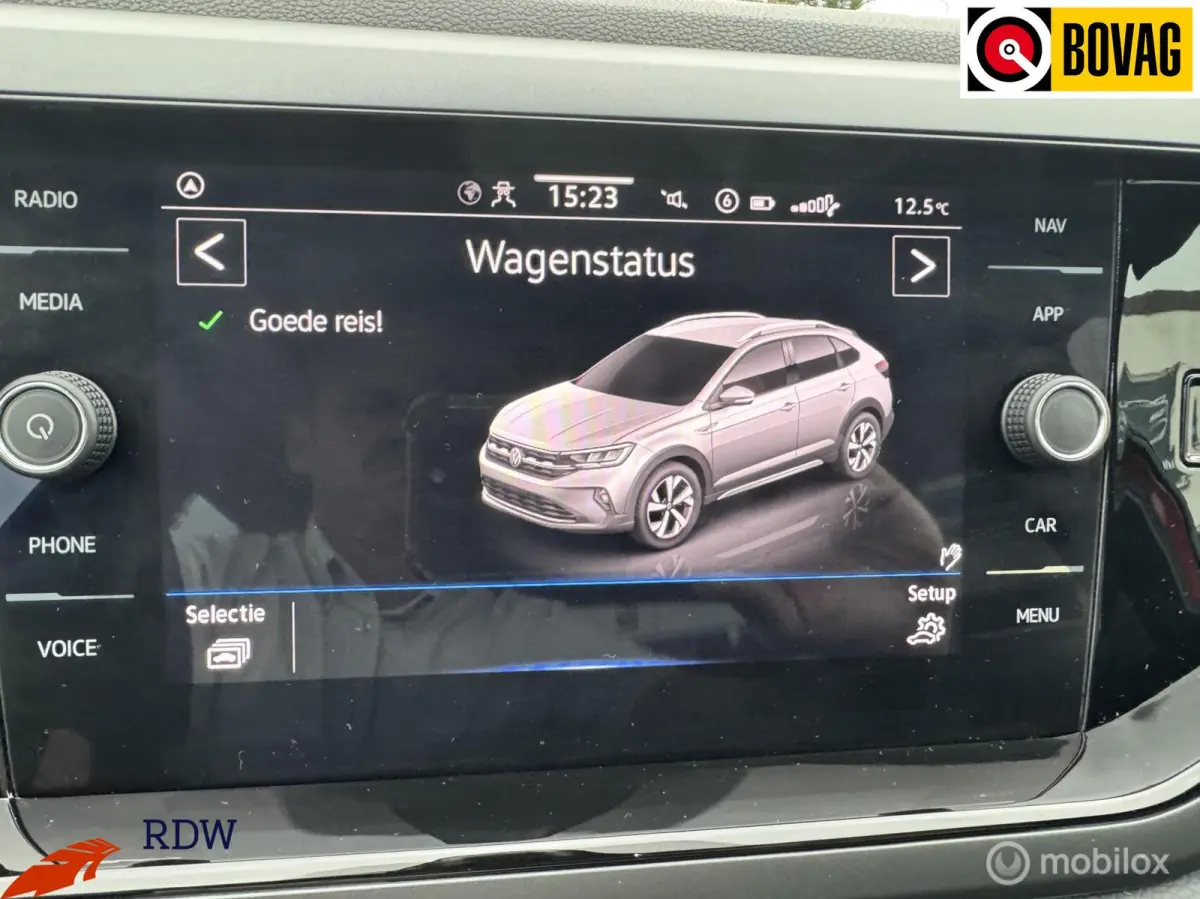 1.5 TSI R-Line IQ-LIGHT/KEYLESS/CARPLAY