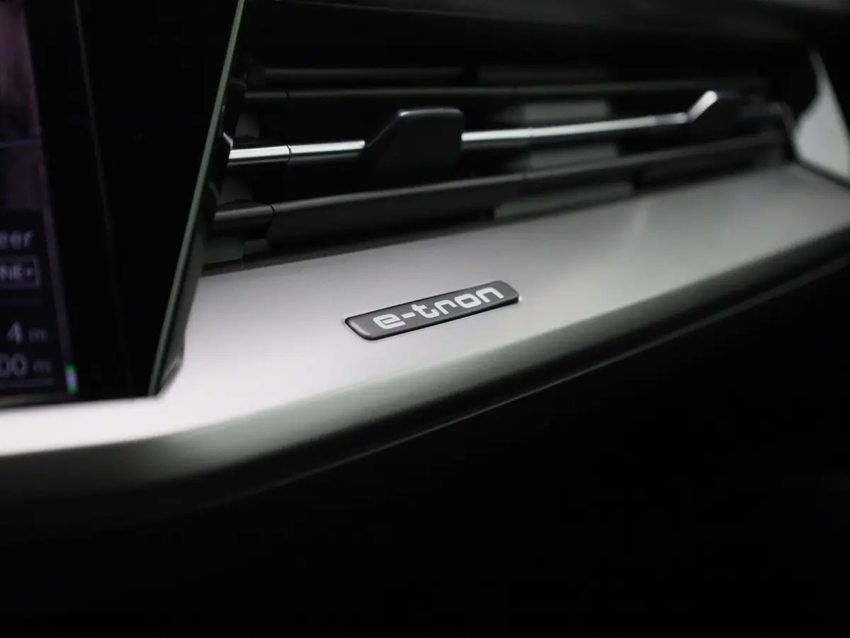 45 quattro Advanced edition 82 kWh | Demo | Navigatie | Stoelverwarming | Camera | Parkeersensoren | Cruise control | 19 Inch Velgen |