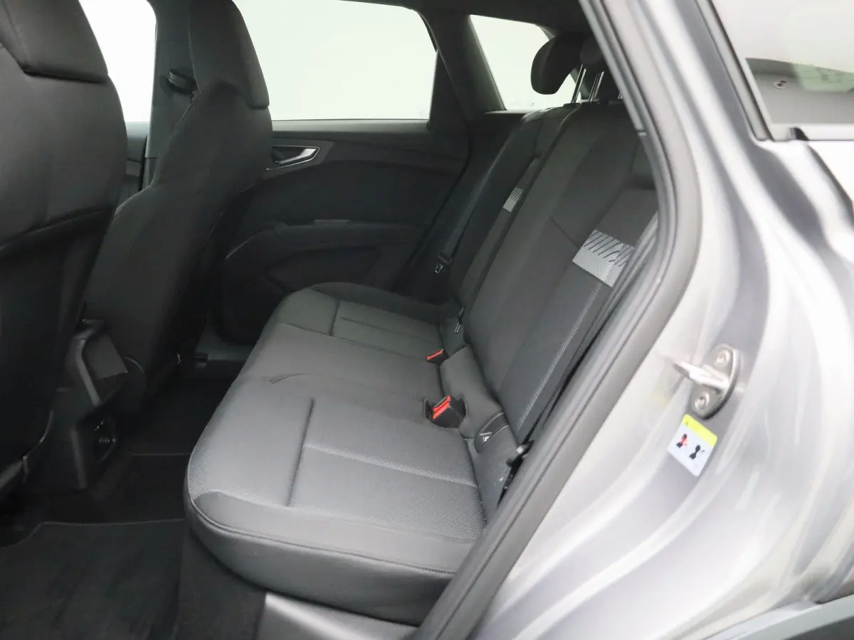 45 quattro Advanced edition 82 kWh | Demo | Navigatie | Stoelverwarming | Camera | Parkeersensoren | Cruise control | 19 Inch Velgen |