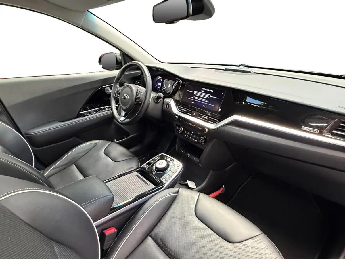 ExecutiveLine 64 kWh Full options | Stoelverwarming + verkoeling | Navigatie / Carplay | Dodehoekdetectie | Memory seat