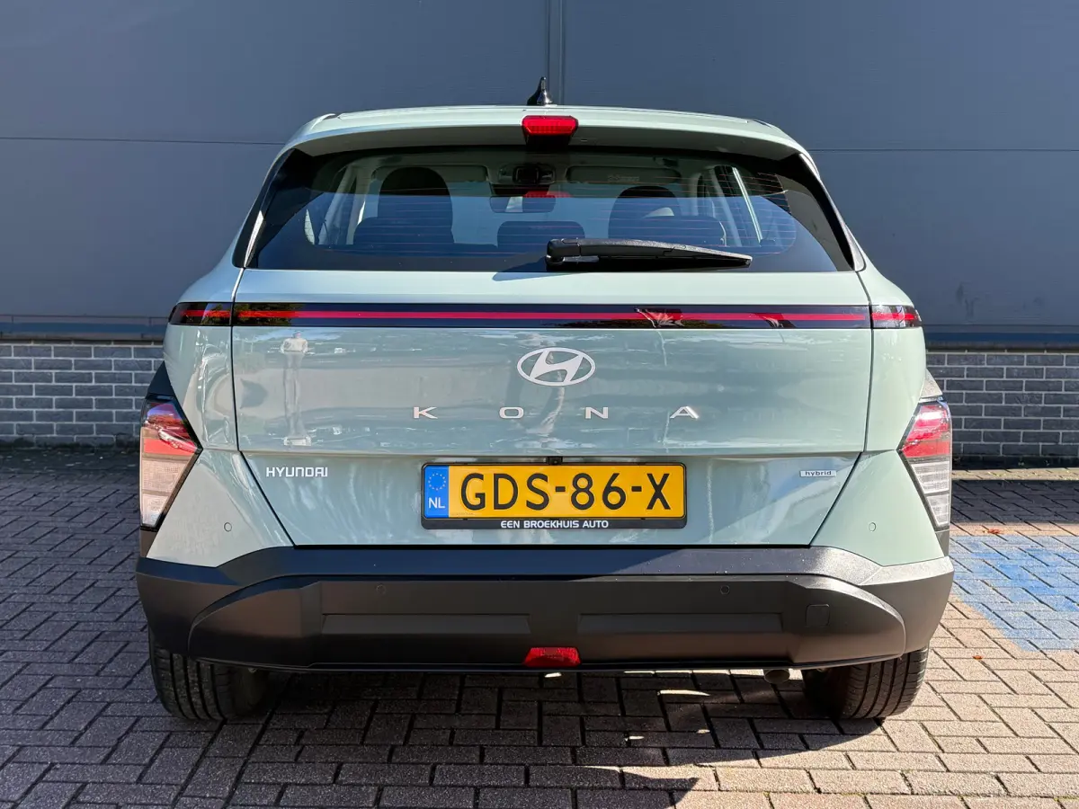 1.6 GDI HEV Comfort Afneembare Trekhaak / 1100 kg Trekgewicht / 1e Eigenaar / Hybride / Automaat / Adaptieve cruise control / Achteruitrijcamera / Parkeersensoren / Navigatiesysteem / Apple 