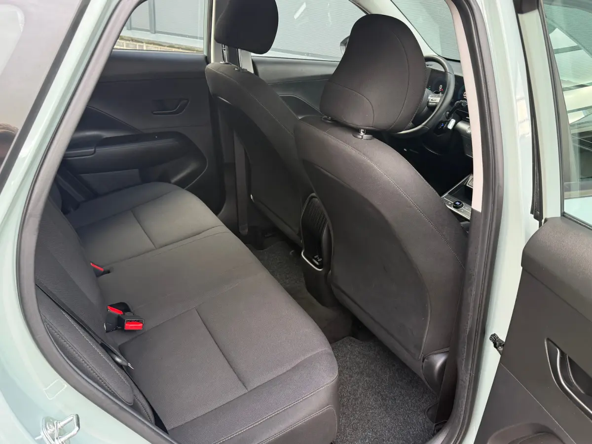 1.6 GDI HEV Comfort Afneembare Trekhaak / 1100 kg Trekgewicht / 1e Eigenaar / Hybride / Automaat / Adaptieve cruise control / Achteruitrijcamera / Parkeersensoren / Navigatiesysteem / Apple 