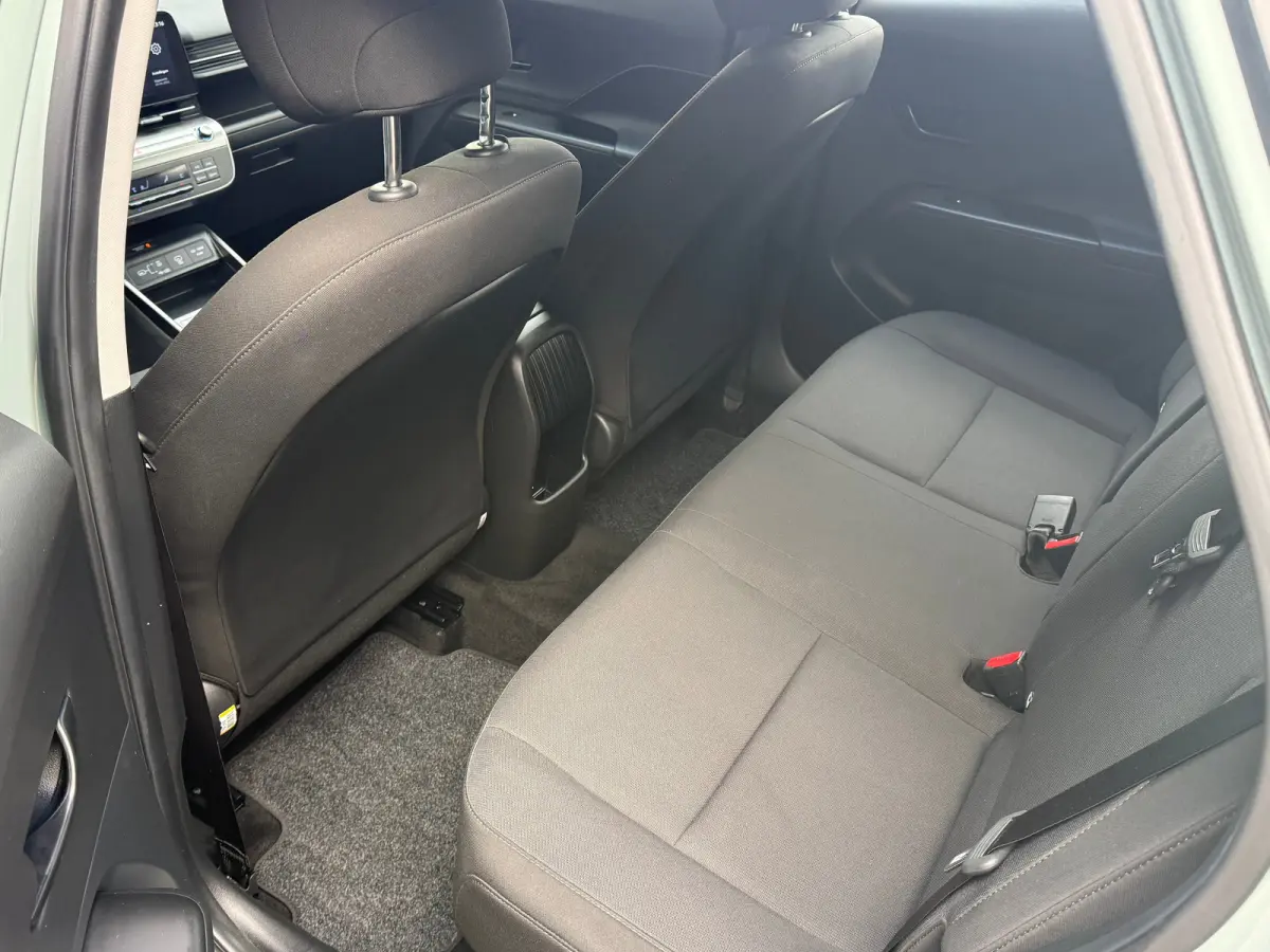 1.6 GDI HEV Comfort Afneembare Trekhaak / 1100 kg Trekgewicht / 1e Eigenaar / Hybride / Automaat / Adaptieve cruise control / Achteruitrijcamera / Parkeersensoren / Navigatiesysteem / Apple 