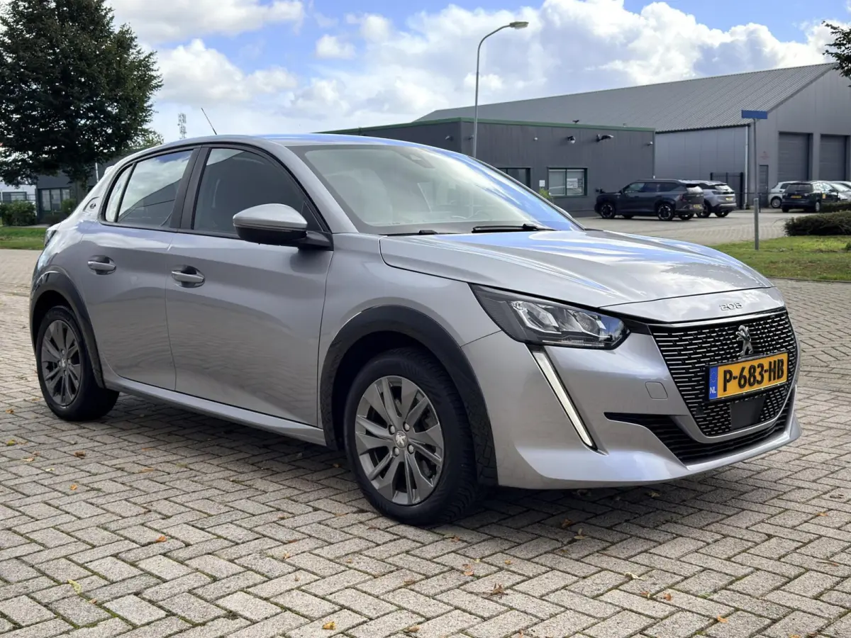 EV Blue Lease Allure AppleCarplay|Led|Cruise|PDC